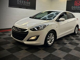 2013 - Hyundai i30 Manual