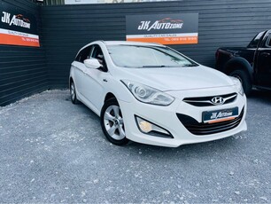 2013 - Hyundai i40 Manual