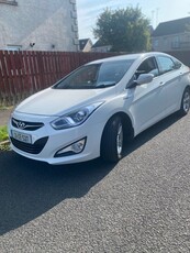 2013 - Hyundai i40 Manual