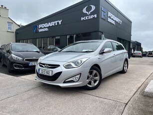 2013 - Hyundai i40 Manual