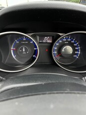 2013 - Hyundai ix35 Manual