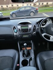 2013 - Hyundai ix35 Manual