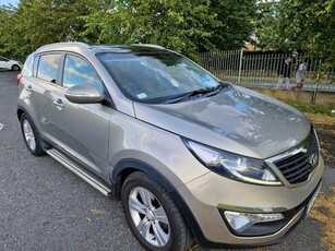 2013 - Kia Sportage Manual