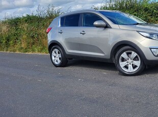 2013 - Kia Sportage Manual