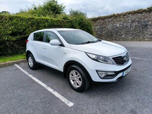 2013 - Kia Sportage Manual