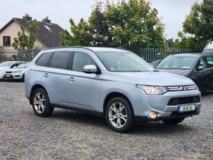 2013 - Mitsubishi Outlander Manual