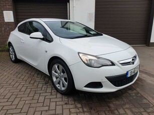 2013 - Opel Astra Manual