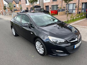 2013 - Opel Astra Manual