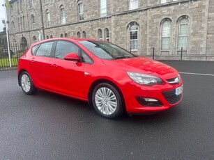 2013 - Opel Astra Manual