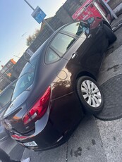 2013 - Opel Astra Manual