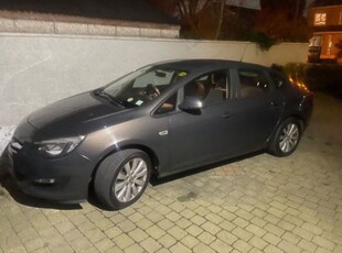 2013 - Opel Astra Manual