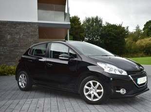 2013 - Peugeot 208 Manual