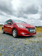 2013 - Peugeot 208 Manual