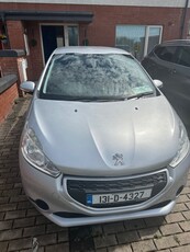 2013 - Peugeot 208 Manual