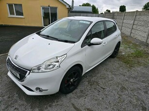 2013 - Peugeot 208 Manual