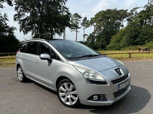 2013 - Peugeot 5008 Manual