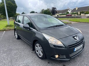 2013 - Peugeot 5008 Manual