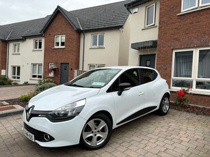 2013 - Renault Clio Manual