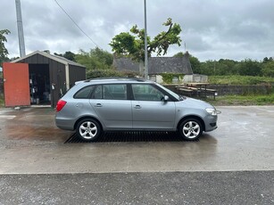 2013 - Skoda Fabia Manual