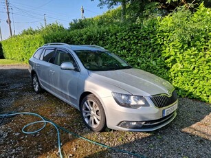 2013 - Skoda Superb Manual