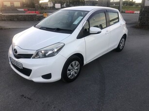 2013 - Toyota Vitz Automatic