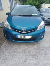 2013 - Toyota Yaris Manual