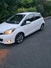 2013 - Toyota Yaris Manual