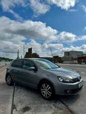 2013 - Volkswagen Golf Manual