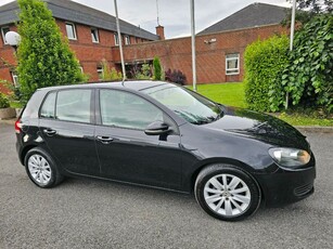 2013 - Volkswagen Golf Manual