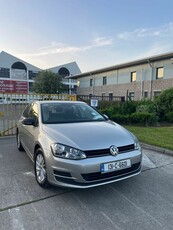 2013 - Volkswagen Golf Manual