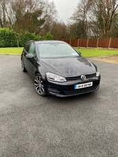 2013 - Volkswagen Golf Manual