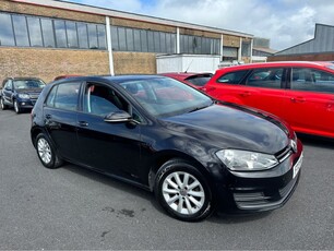 2013 - Volkswagen Golf Manual