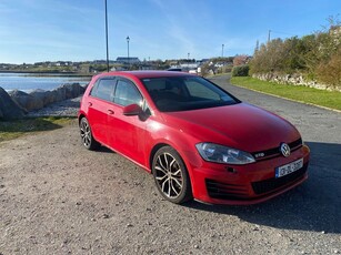 2013 - Volkswagen Golf Manual