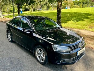 2013 - Volkswagen Jetta Manual