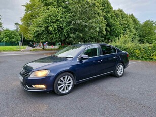 2013 - Volkswagen Passat Automatic