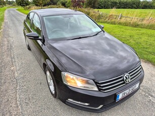 2013 - Volkswagen Passat Manual