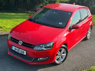 2013 - Volkswagen Polo Automatic