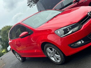 2013 - Volkswagen Polo Automatic