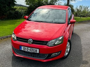 2013 - Volkswagen Polo Automatic