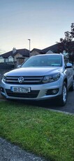 2013 - Volkswagen Tiguan Manual