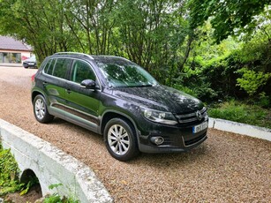 2013 - Volkswagen Tiguan Manual