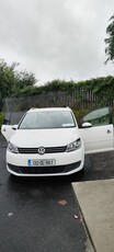 2013 - Volkswagen Touran Manual