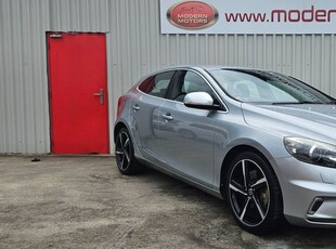 2013 - Volvo V40 Automatic