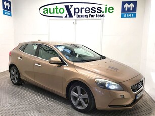 2013 - Volvo V40 Automatic