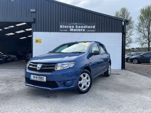 2014 - Dacia Sandero Manual