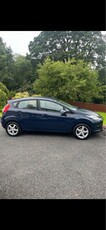 2014 - Ford Fiesta Manual