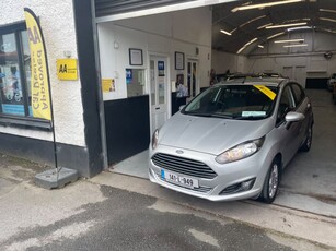 2014 - Ford Fiesta Manual