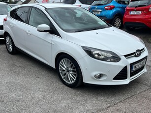 2014 - Ford Focus Manual