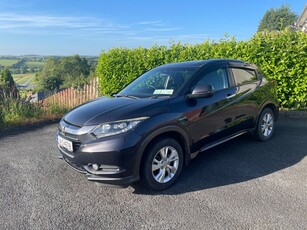 2014 - Honda Vezel Automatic