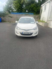 2014 - Hyundai i20 Manual